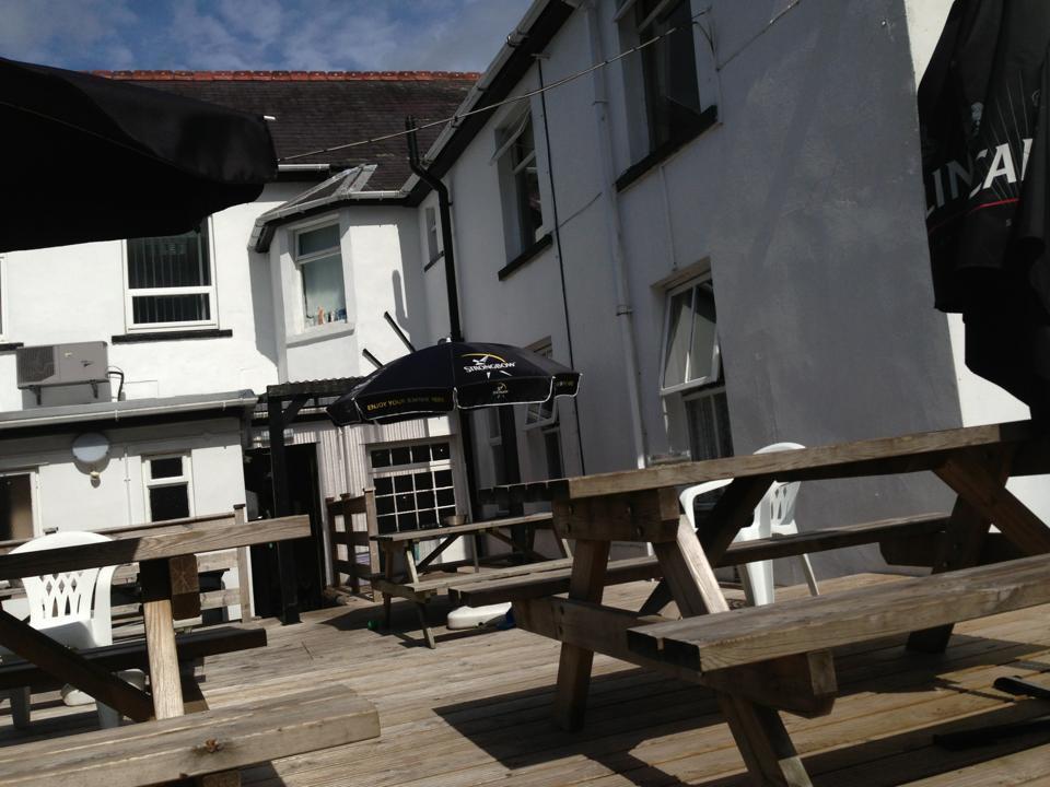 Coach & Horses Panzió Tredegar Kültér fotó