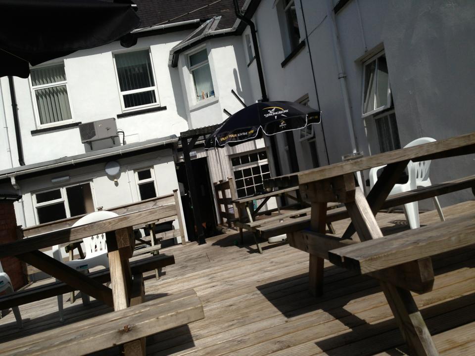 Coach & Horses Panzió Tredegar Kültér fotó